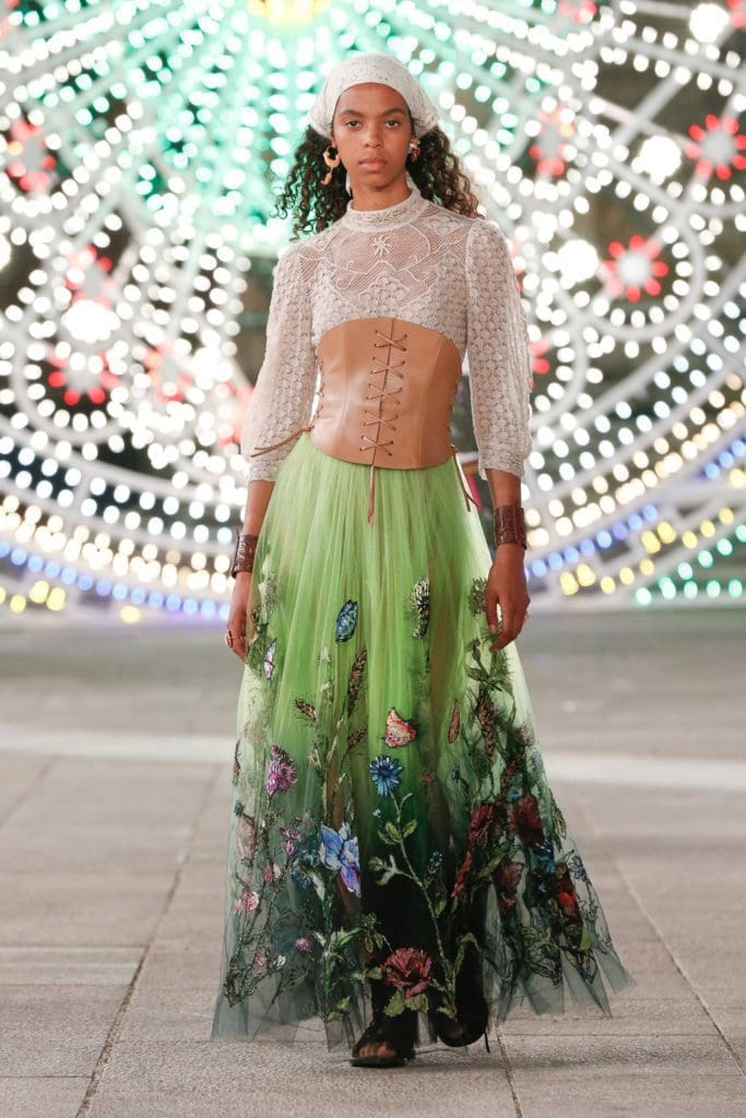 Christian Dior Cruise 2021 Resort por RUNWAY REVISTA