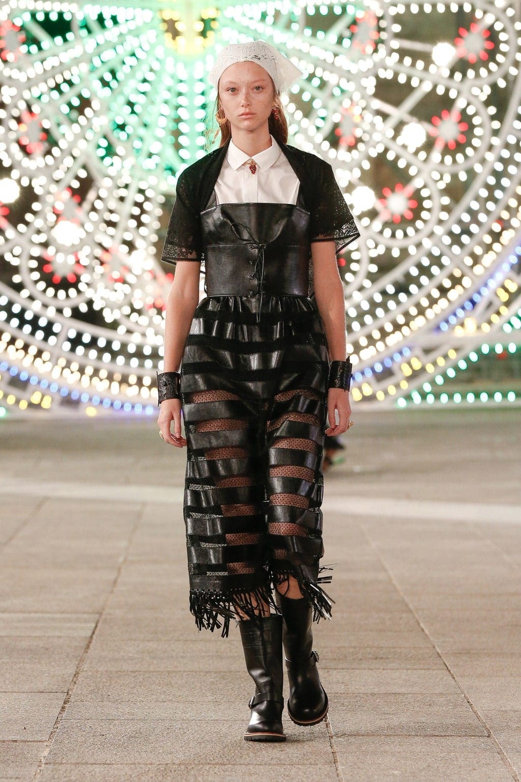 Christian Dior Cruise 2021 Resort por RUNWAY REVISTA