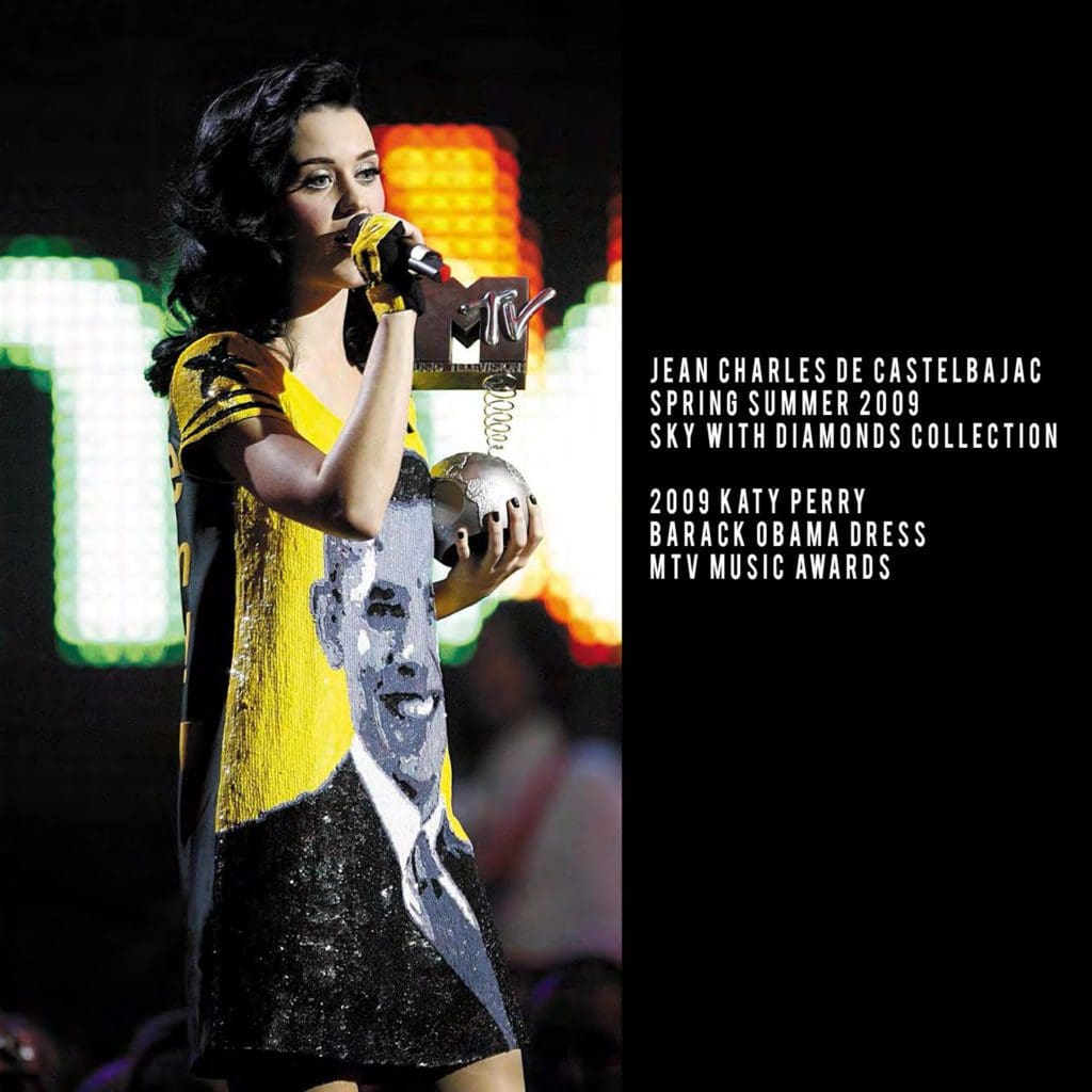 JC de Castelbajac-Estate 2009-Katy Perry in abito Barack Obama-Premi MTV-In the Sky Collection