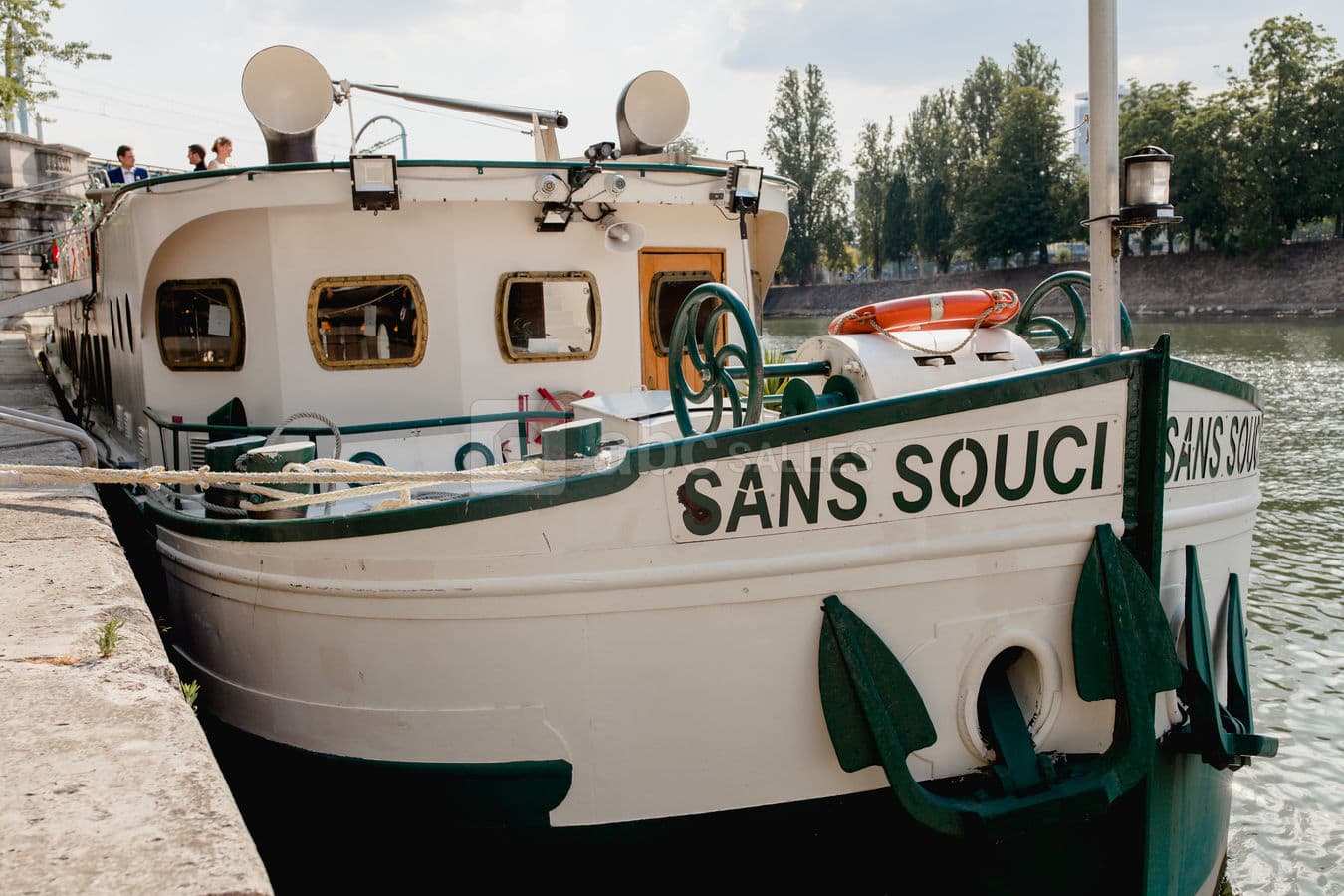 Barcaça "Sans Souci" Paris