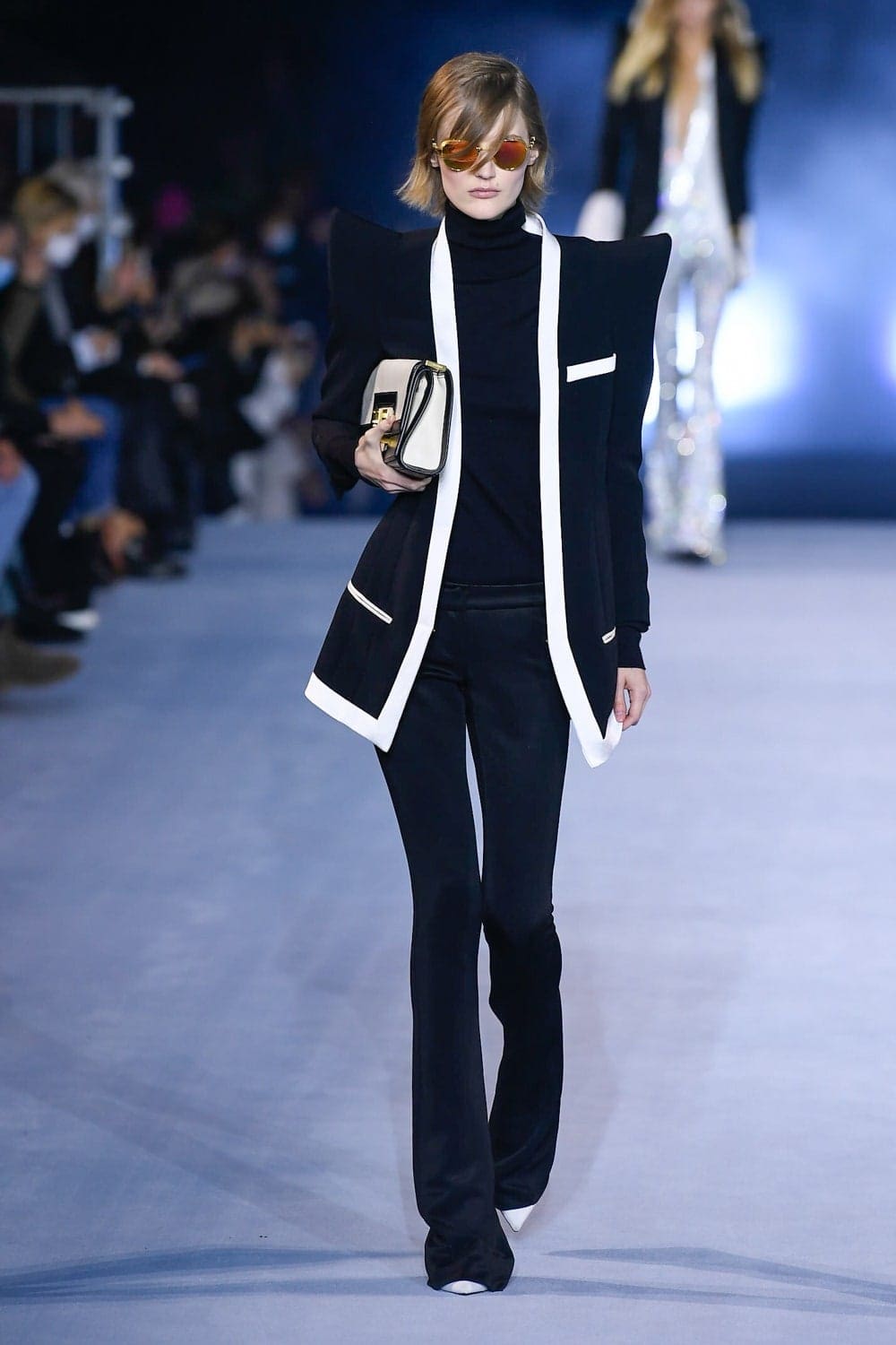バルマン春夏2021年 RUNWAY マガジン