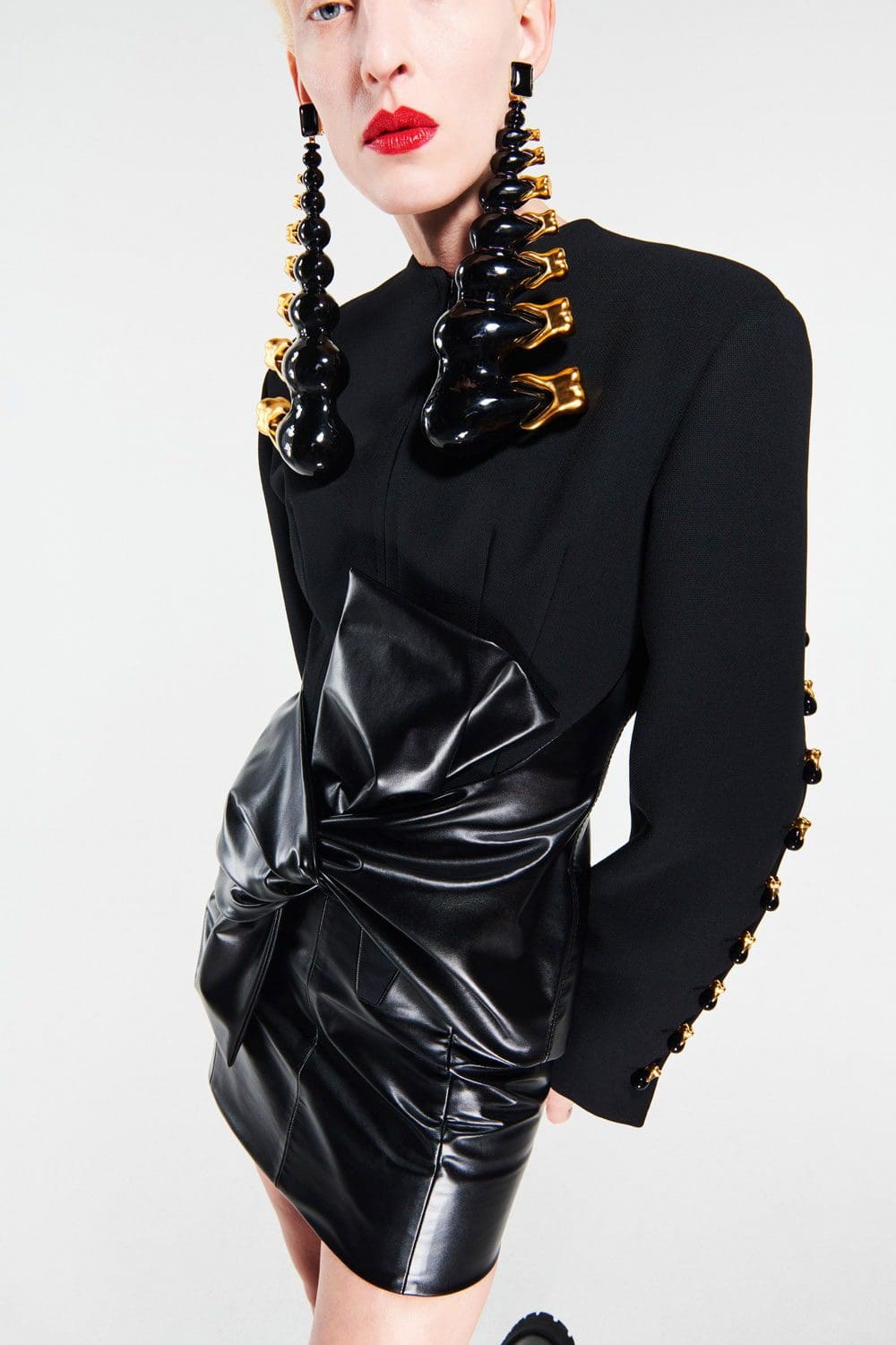Schiaparelli Haute Couture Весна-Лето 2021 от компании RUNWAY ЖУРНАЛ