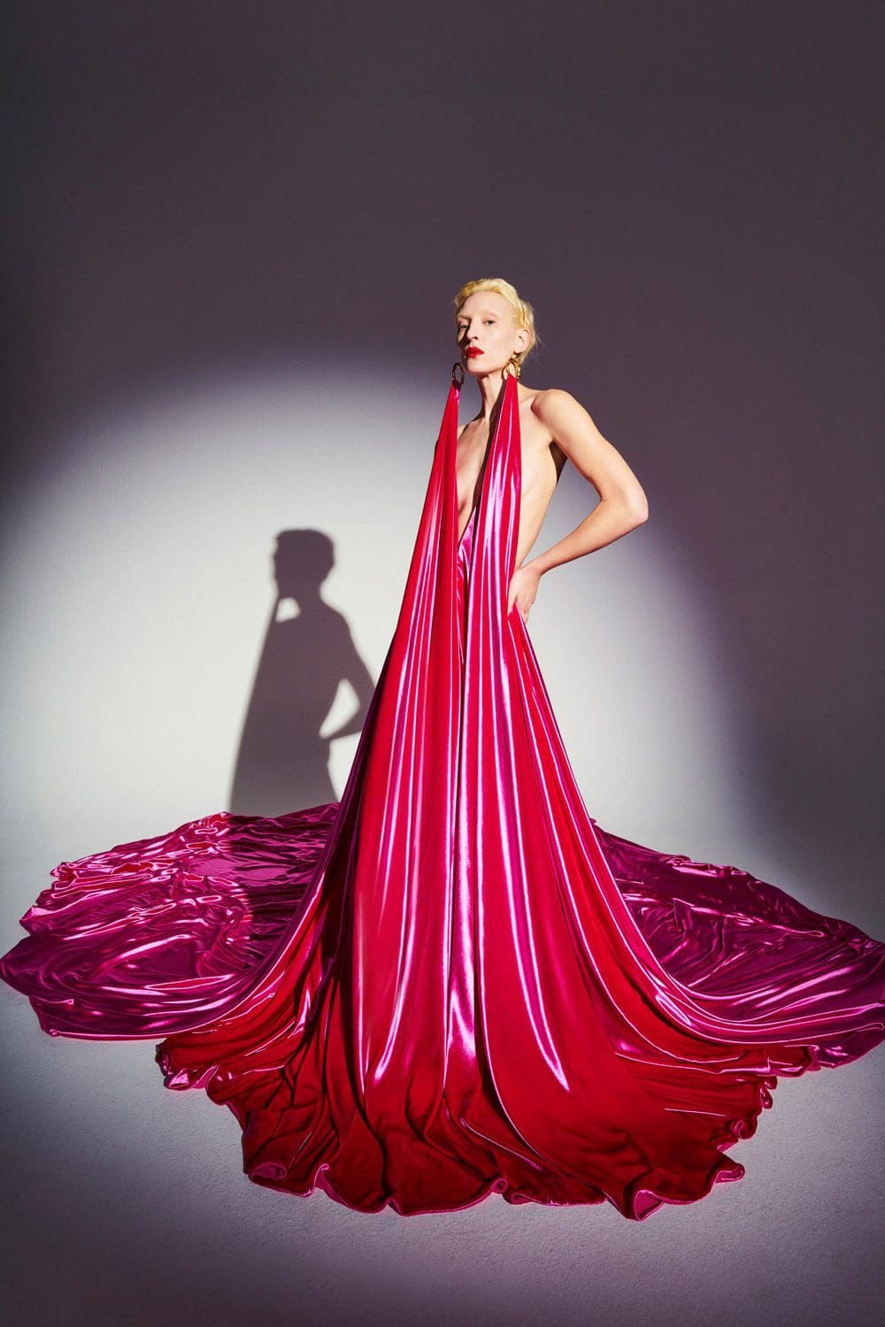 Schiaparelli Haute Couture Весна-Лето 2021 от компании RUNWAY ЖУРНАЛ