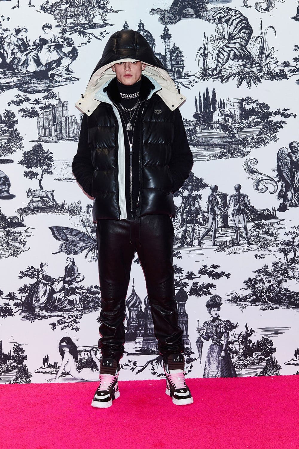 Philipp Plein Otoño Invierno 2021-2022 por RUNWAY REVISTA