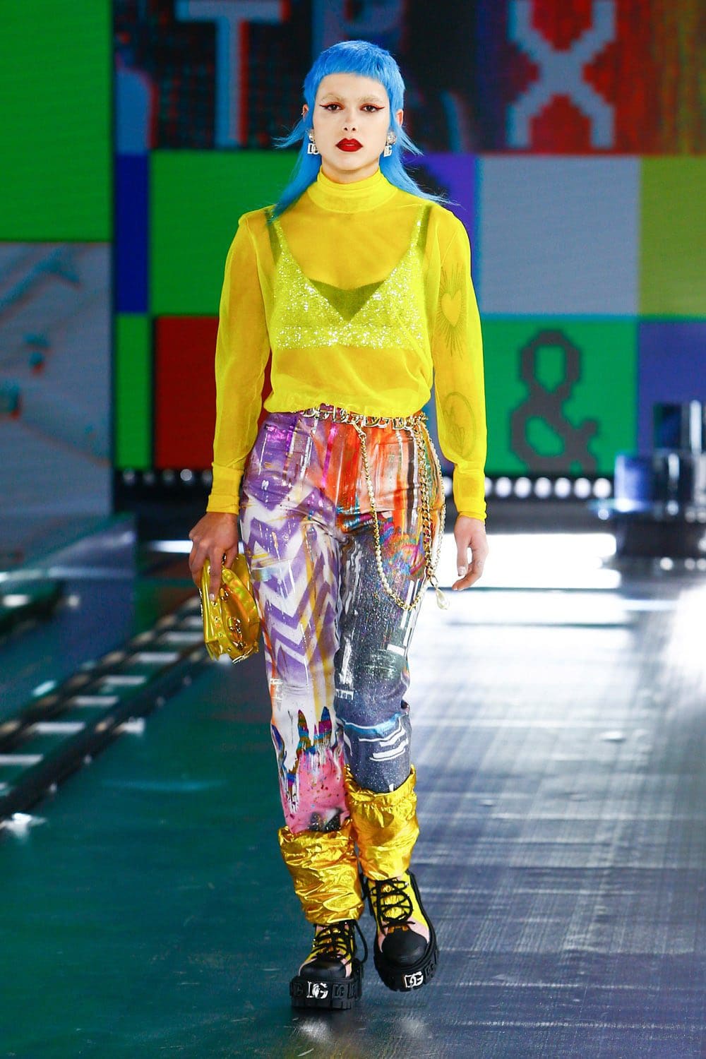 Dolce Gabbana Autunno Inverno 2021-2022 di RUNWAY MAGAZINE