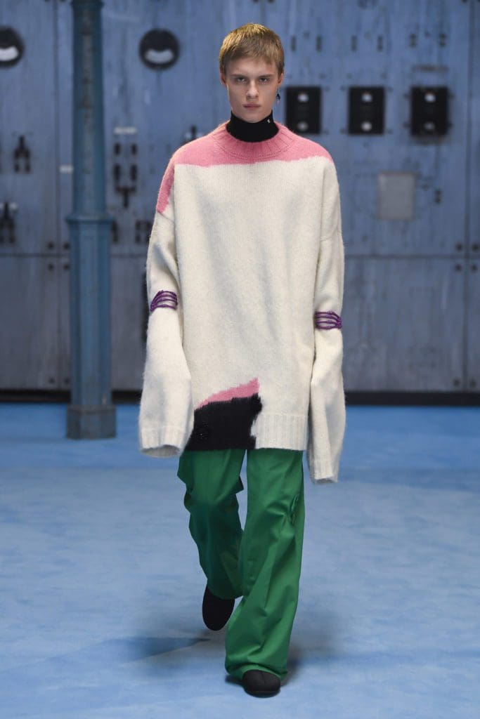 Raf Simons Automne Hiver 2021-2022 Milan by RUNWAY MAGAZINE