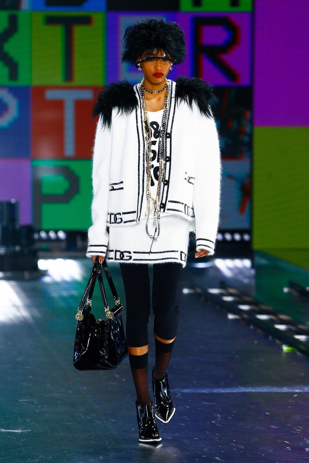 Dolce Gabbana Fall Winter 2021-2022 by RUNWAY MAGAZINE