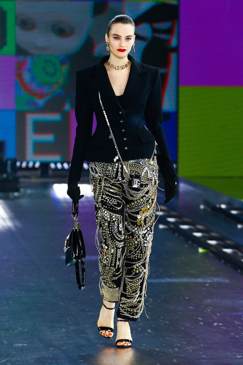 Dolce Gabbana Autunno Inverno 2021-2022 di RUNWAY MAGAZINE