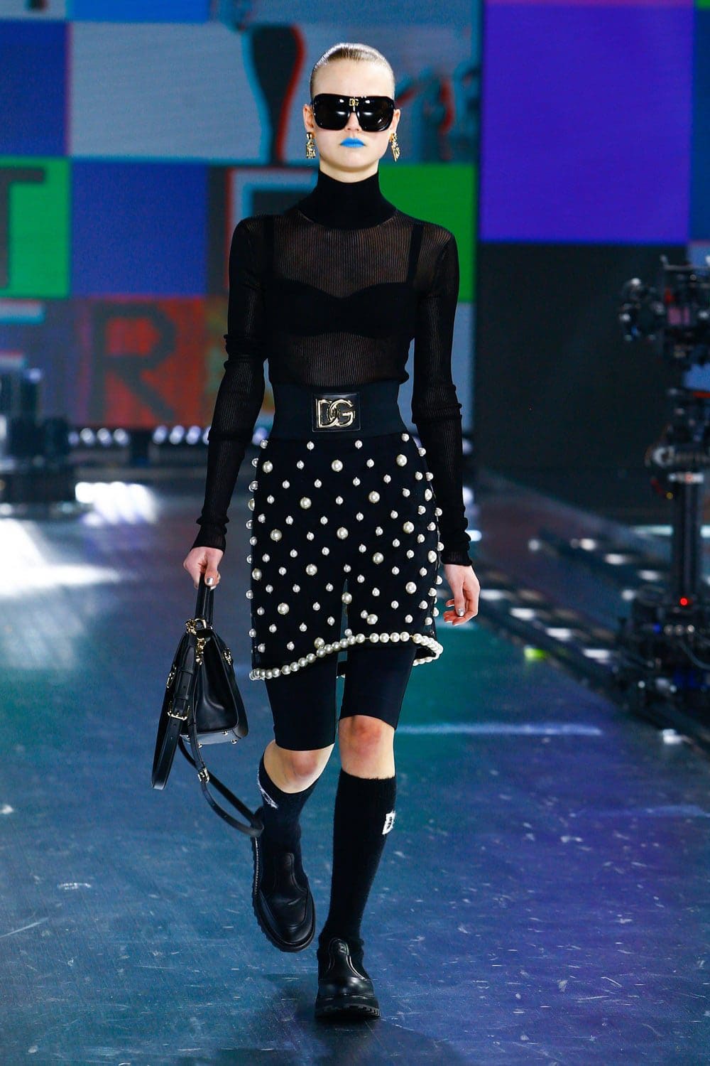 Dolce Gabbana Autunno Inverno 2021-2022 di RUNWAY MAGAZINE