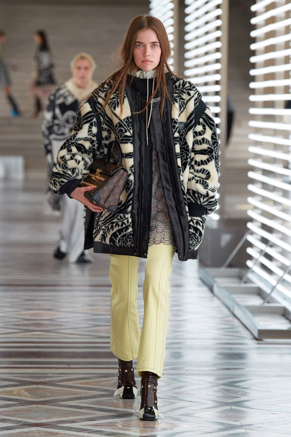 Louis Vuitton Fall Winter 2021-2022 by RUNWAY MAGAZINE
