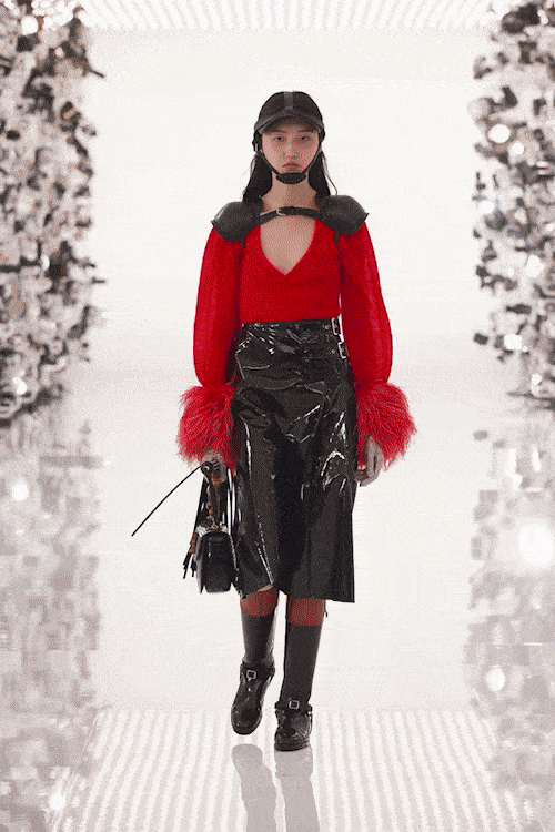 Aniversário dos 100 anos da Gucci - outono de 2021-2022 por RUNWAY MAGAZINE