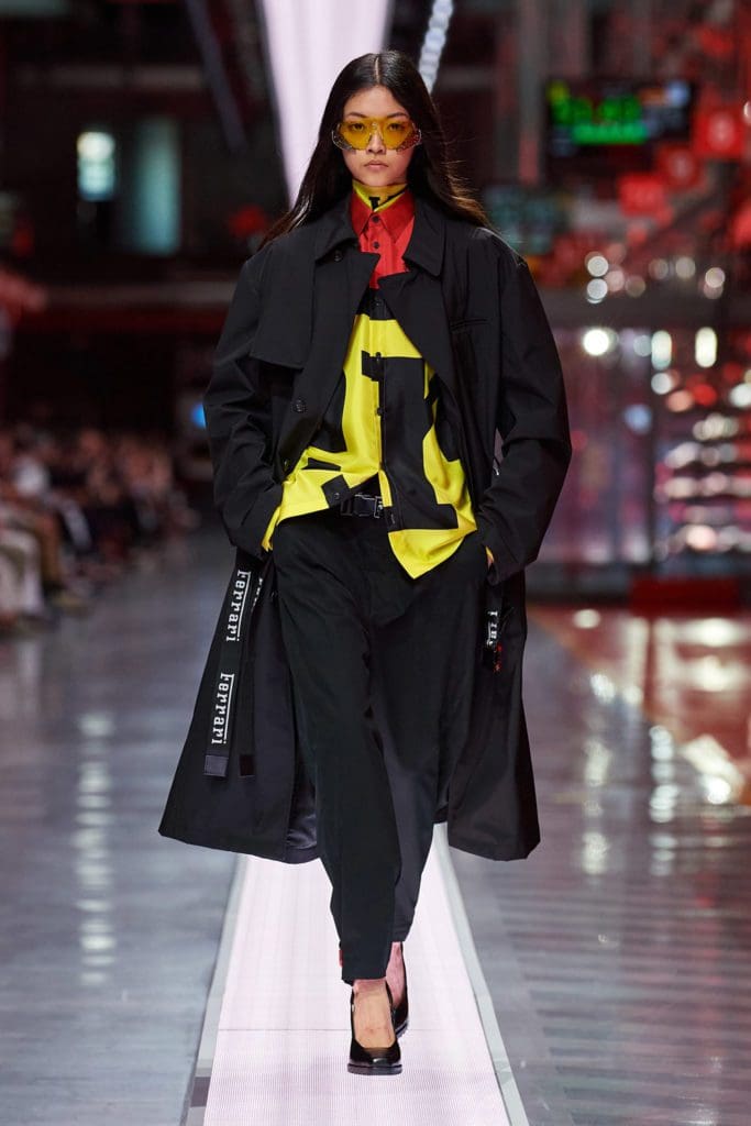 Ferrari First Fashion Show Frühjahr Sommer 2022 von RUNWAY MAGAZINE
