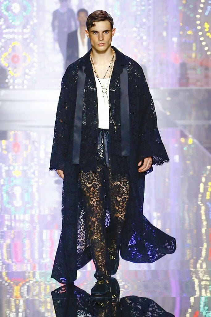 ドルチェガッバーナメンズ2022年春夏光線療法 RUNWAY マガジン