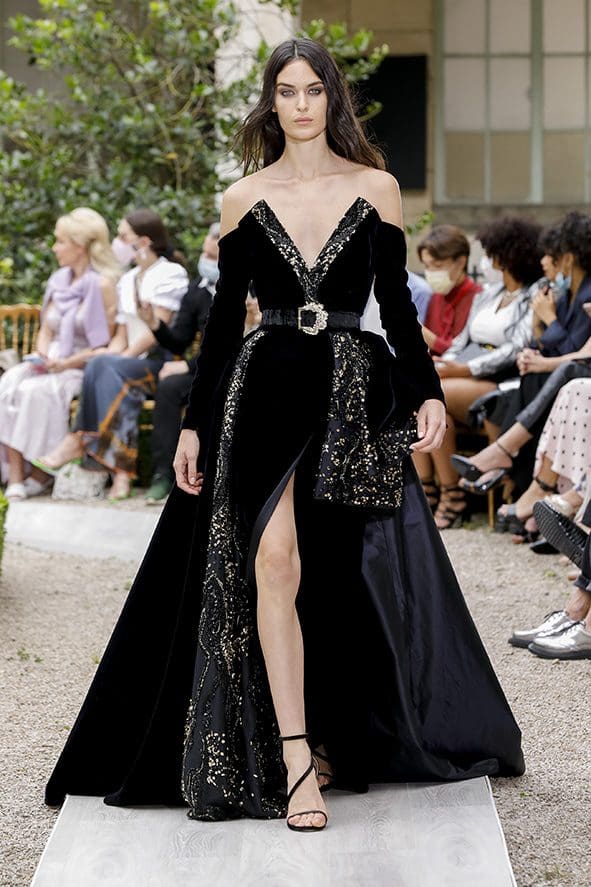 Zuhair Murad Haute Couture Fall Winter 2021-2022 by RUWNAY MAGAZINE
