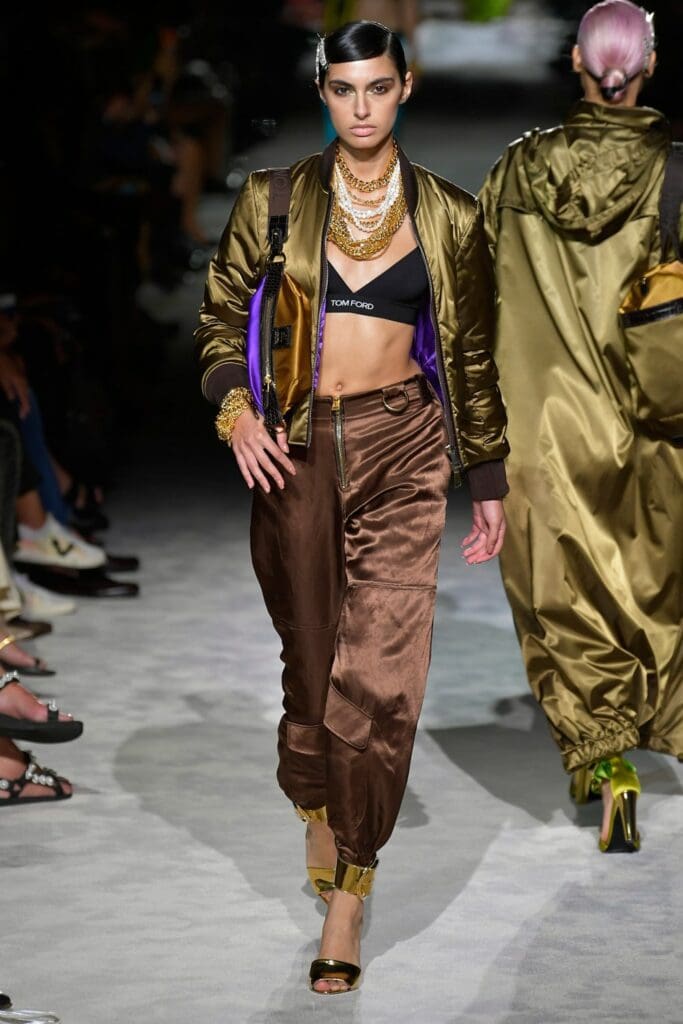 Tom Ford Frühling Sommer 2022 New York von RUNWAY MAGAZINE