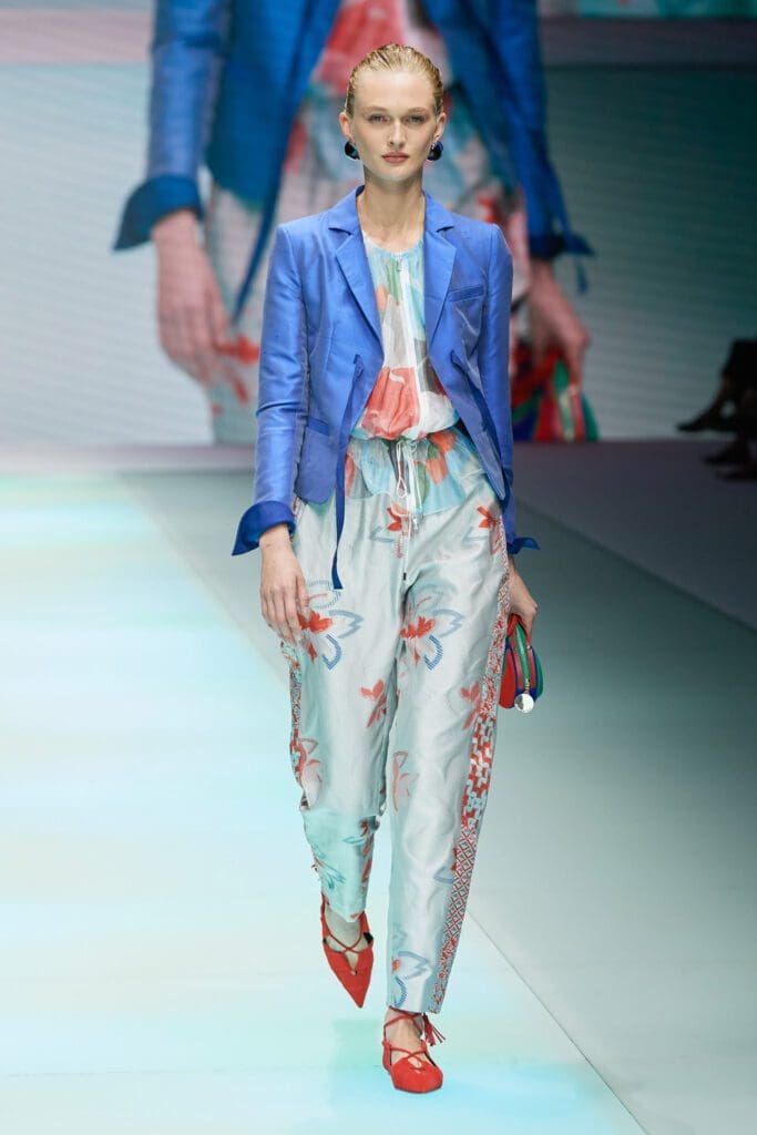 エンポリオアルマーニ2022年春夏 RUNWAY マガジン