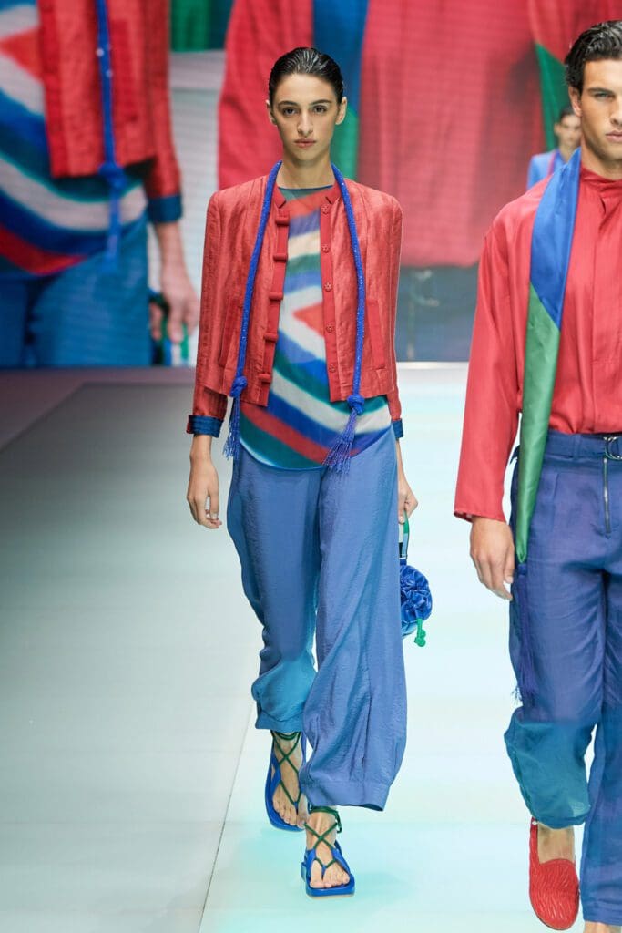 エンポリオアルマーニ2022年春夏 RUNWAY マガジン