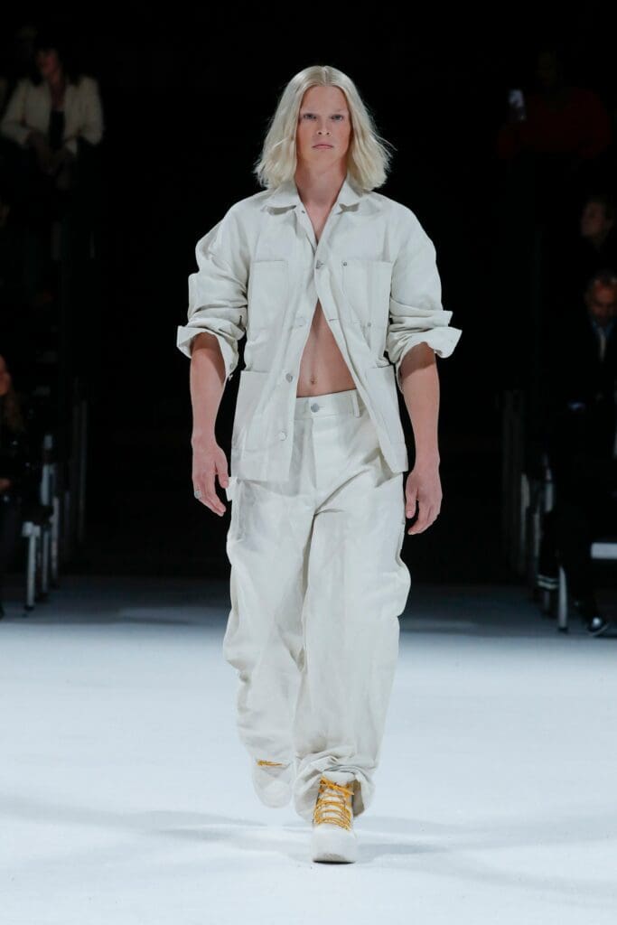 ボッテガヴェネタデトロイトサロン03-2022年春 RUNWAY マガジン