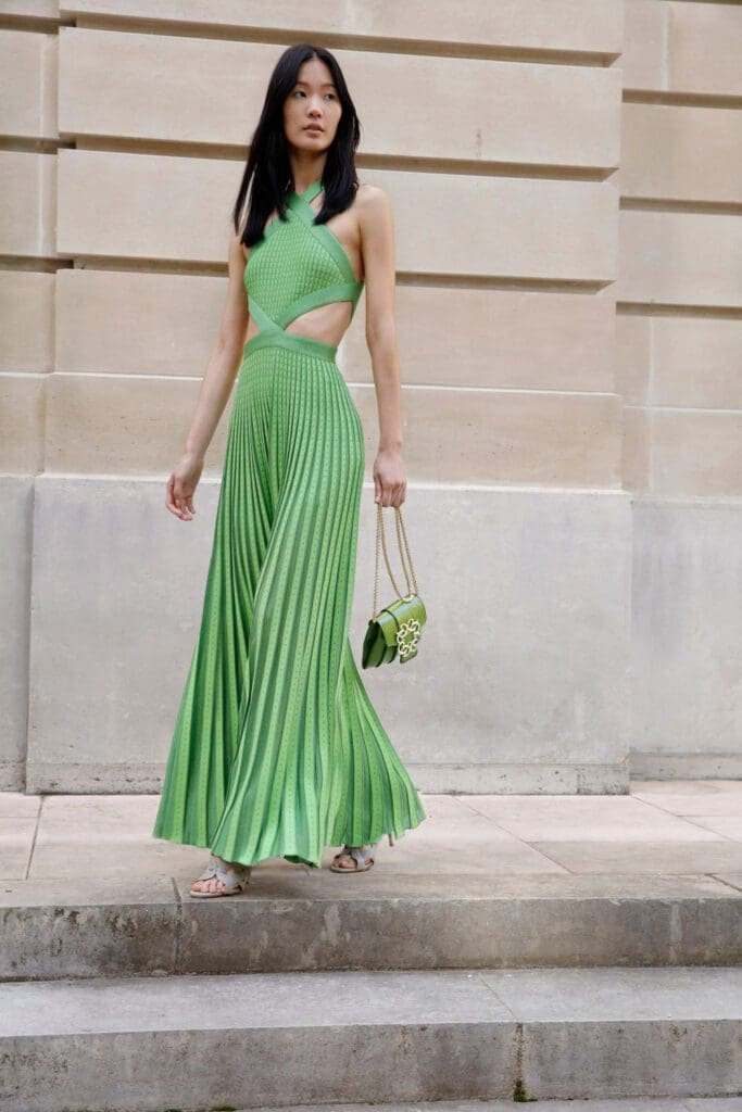Elie Saab Prêt-à-porter printemps-été 2022 par RUNWAY MAGAZINE