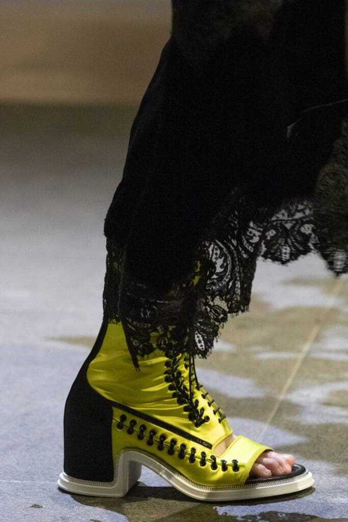 Louis Vuitton Frühling Sommer 2022 Details von RUNWAY MAGAZINE