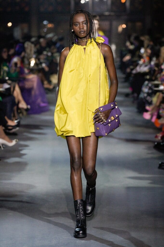 Valentino Primavera Verano 2022 de RUNWAY REVISTA