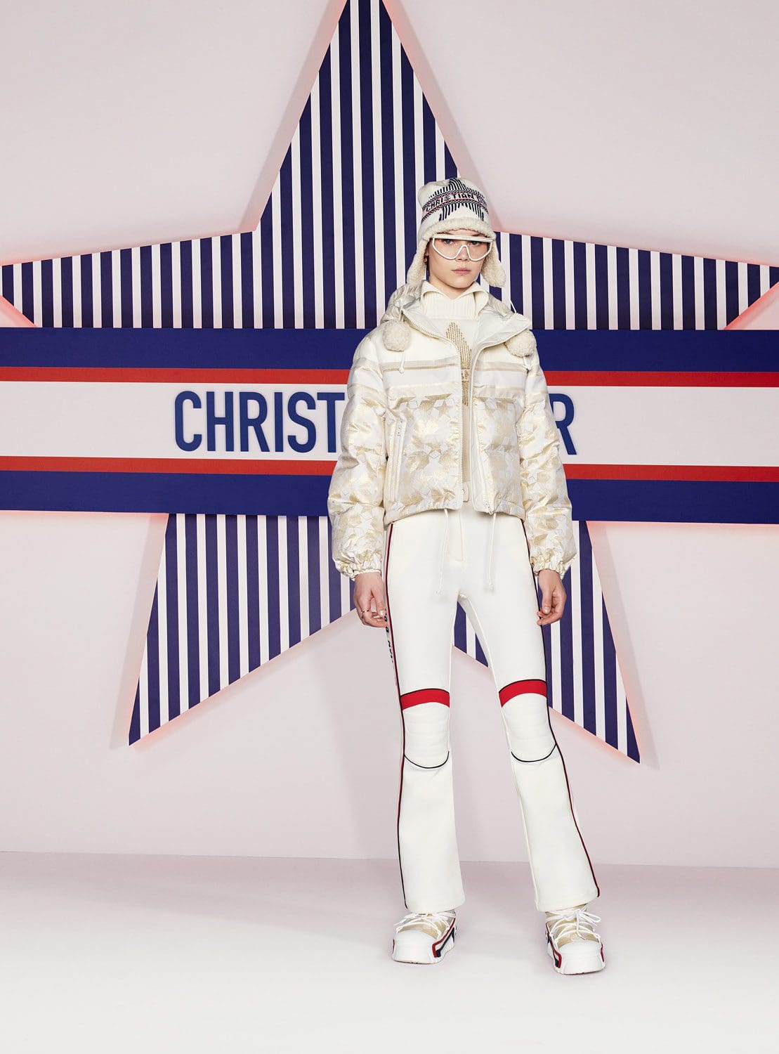 Crucero cápsula Dior Alps 2022 de RUNWAY REVISTA