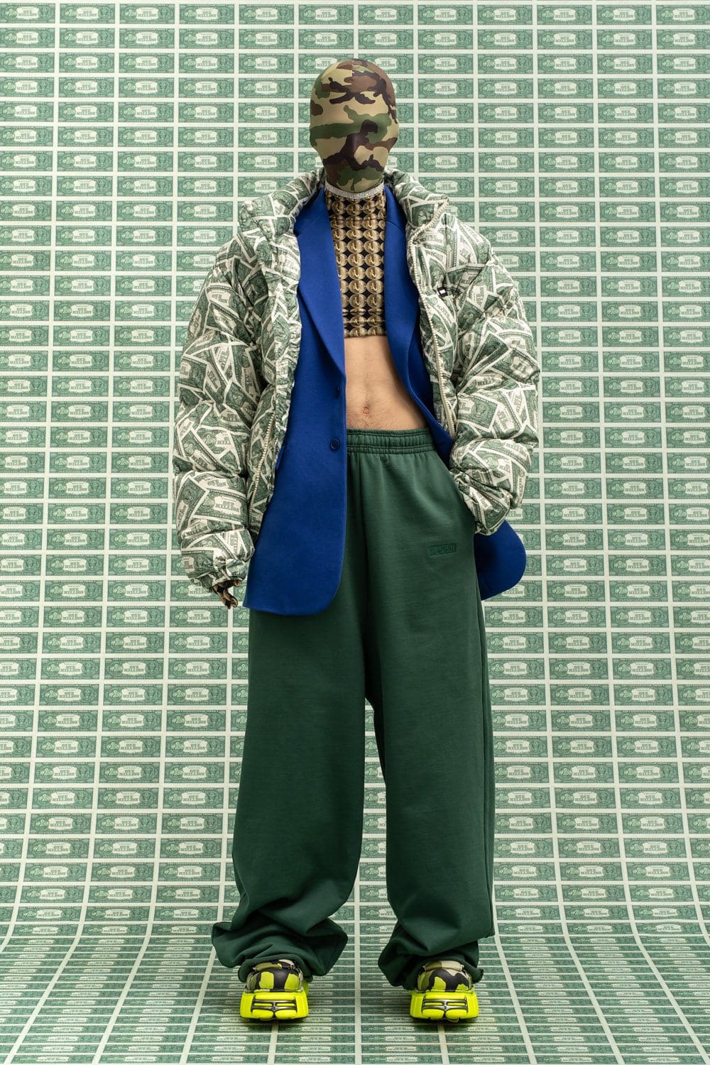 Vetements Herbst Winter 2022-2023 von RUNWAY MAGAZINE