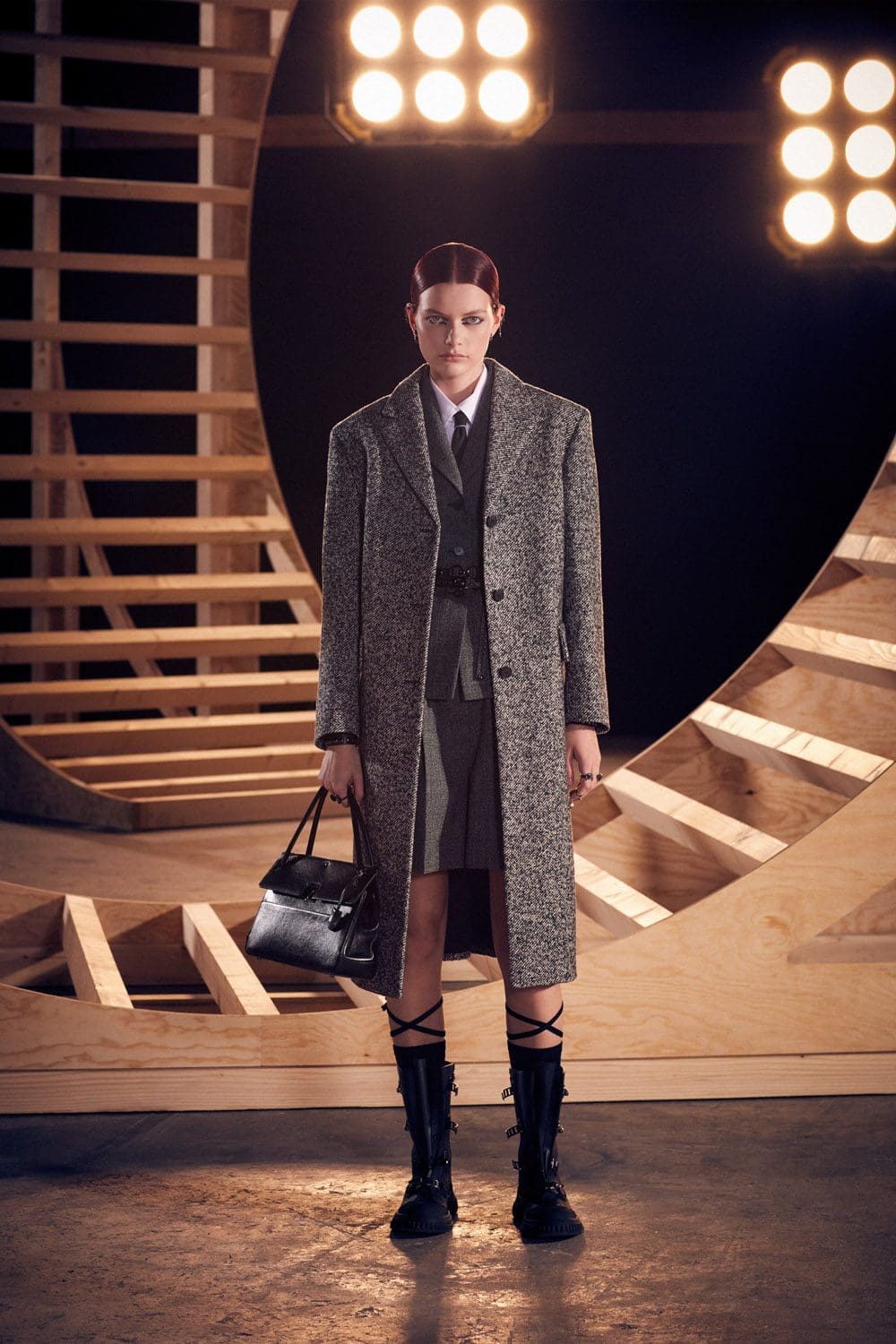 Dior Fall 2022 by RUNWAY MAGAZINE