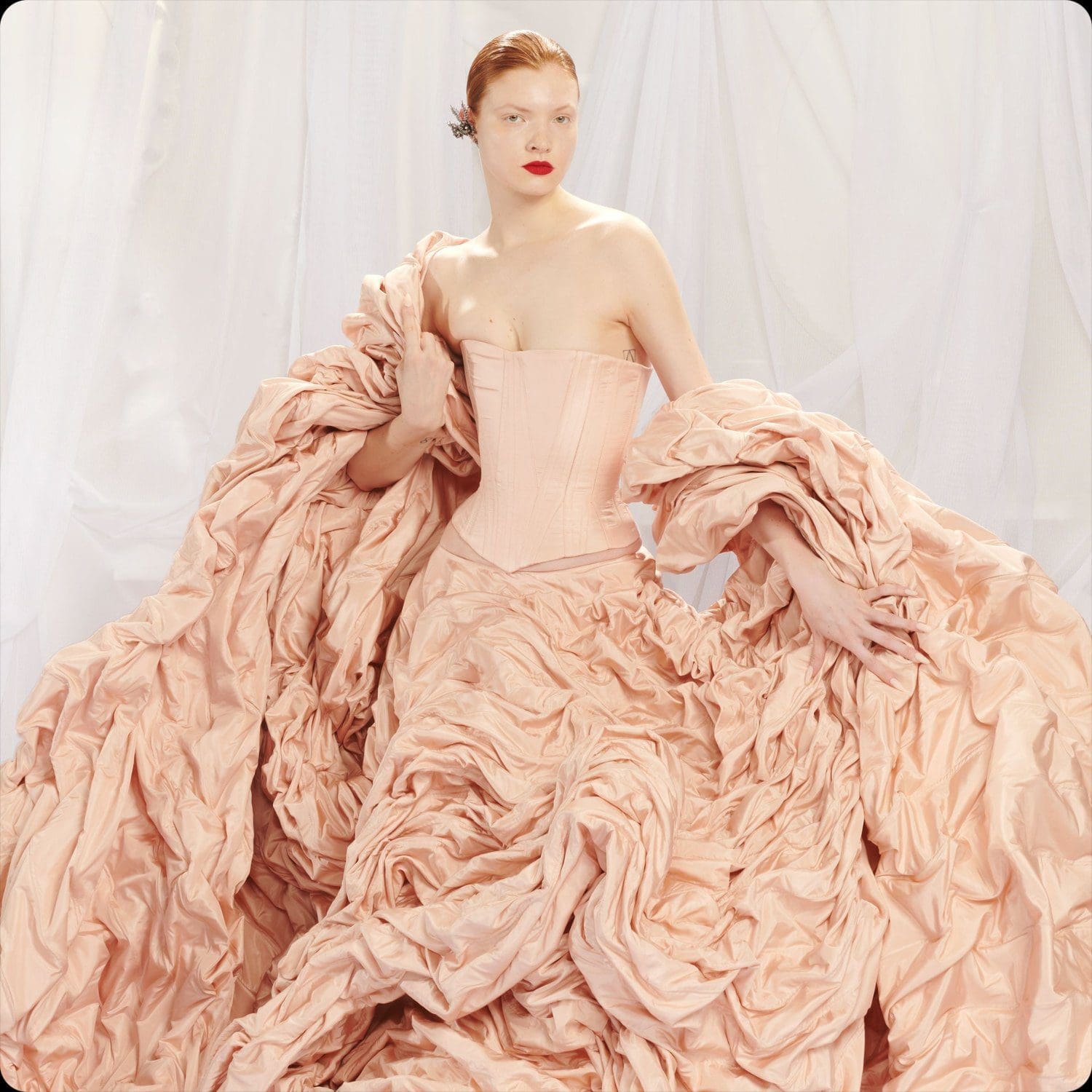 Jean Paul Gaultier Haute Couture Весна-Лето 2022 от RUNWAY ЖУРНАЛ