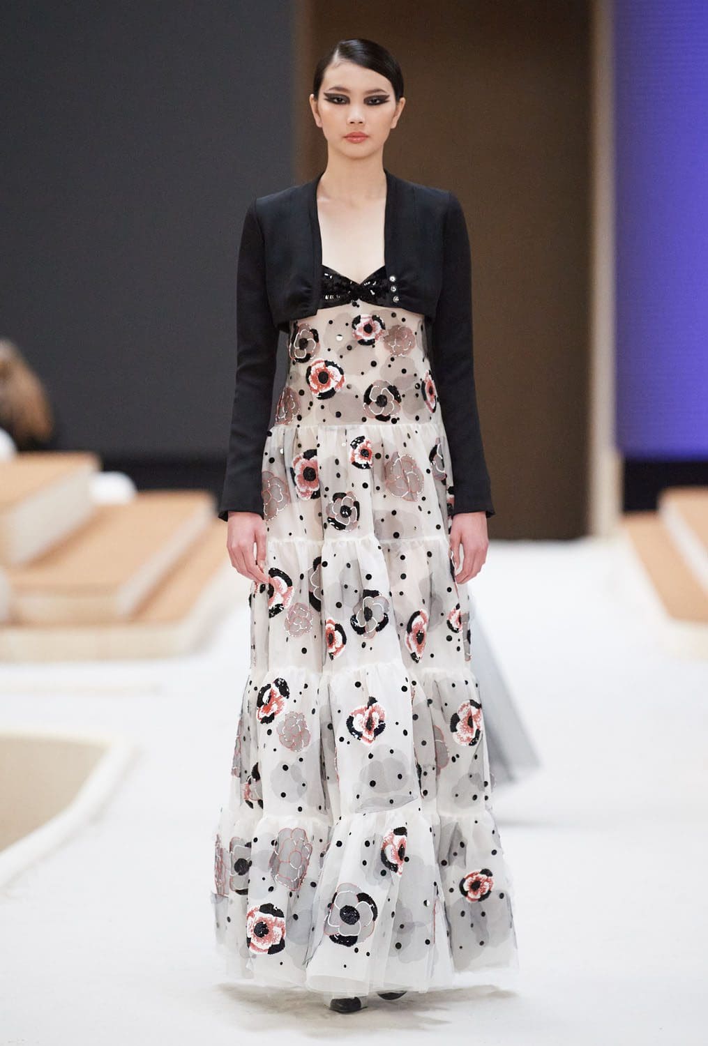 Chanel Haute Couture Весна-Лето 2022 от RUNWAY ЖУРНАЛ
