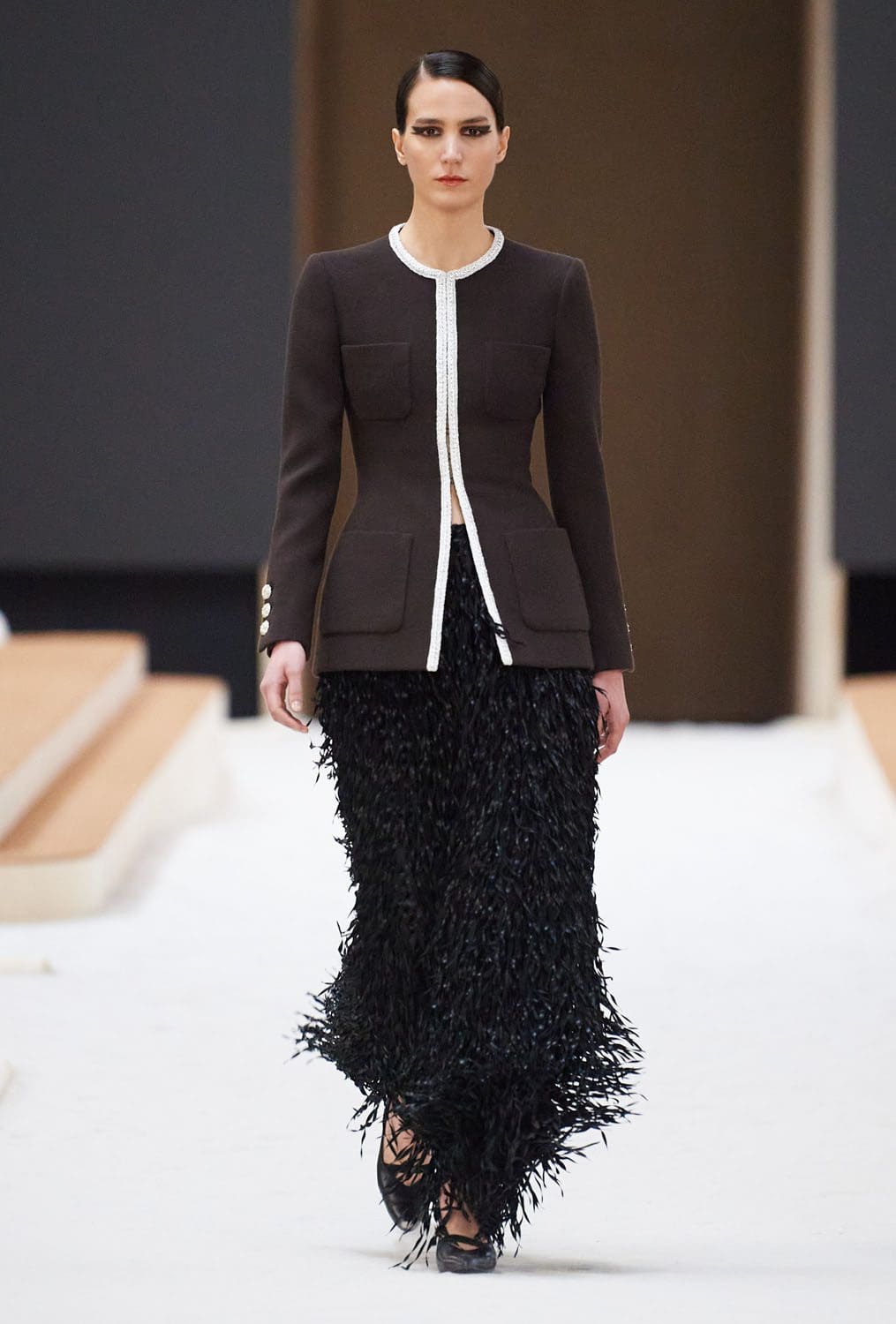 Chanel Haute Couture Весна-Лето 2022 от RUNWAY ЖУРНАЛ