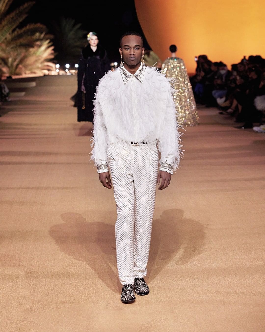 Dolce Gabbana Alta Moda e Alta Sartoria - AlUla Arábia Saudita por RUNWAY MAGAZINE