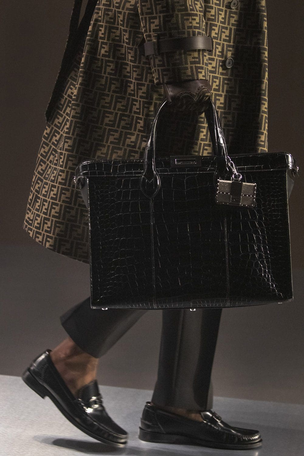 Fendi Fall Winter 2022-2023 Close-Up by RUNWAY MAGAZINE