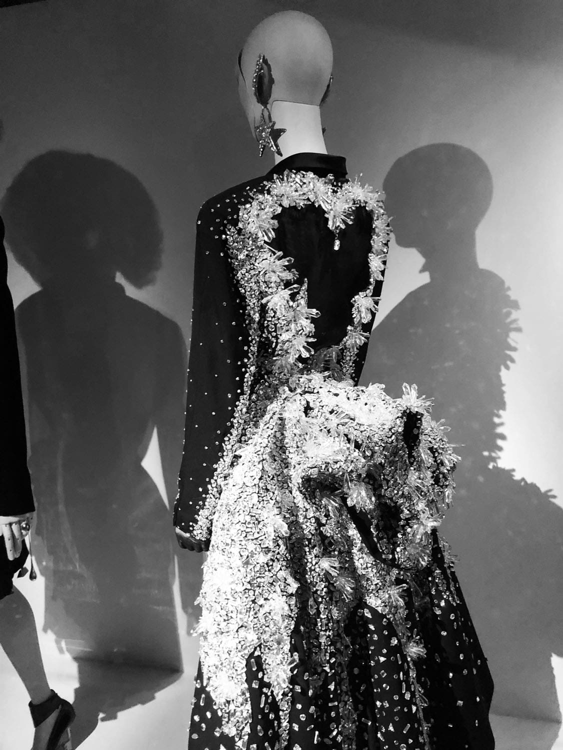 Thierry Mugler Couturissime – 巴黎世博会 RUNWAY 杂志