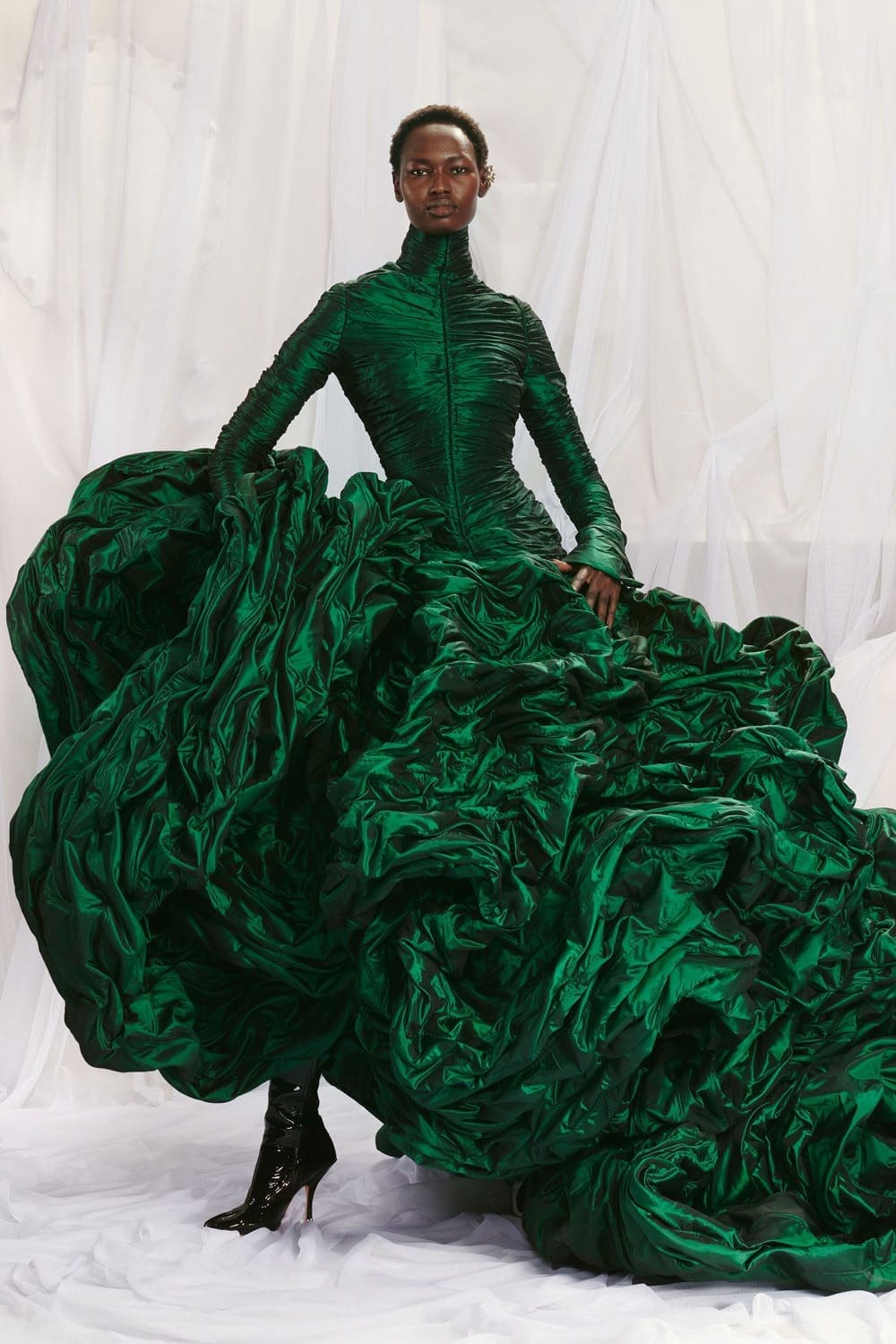 Jean Paul Gaultier Couture весна-лето 2022 RUNWAY ЖУРНАЛ