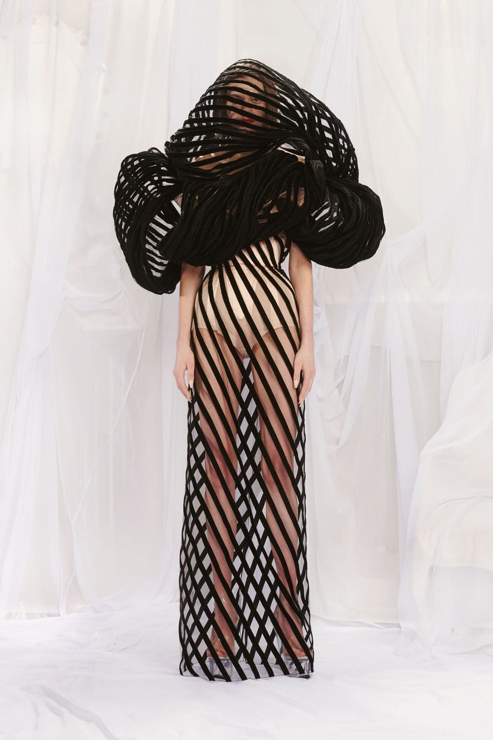 Jean Paul Gaultier Couture весна-лето 2022 RUNWAY ЖУРНАЛ