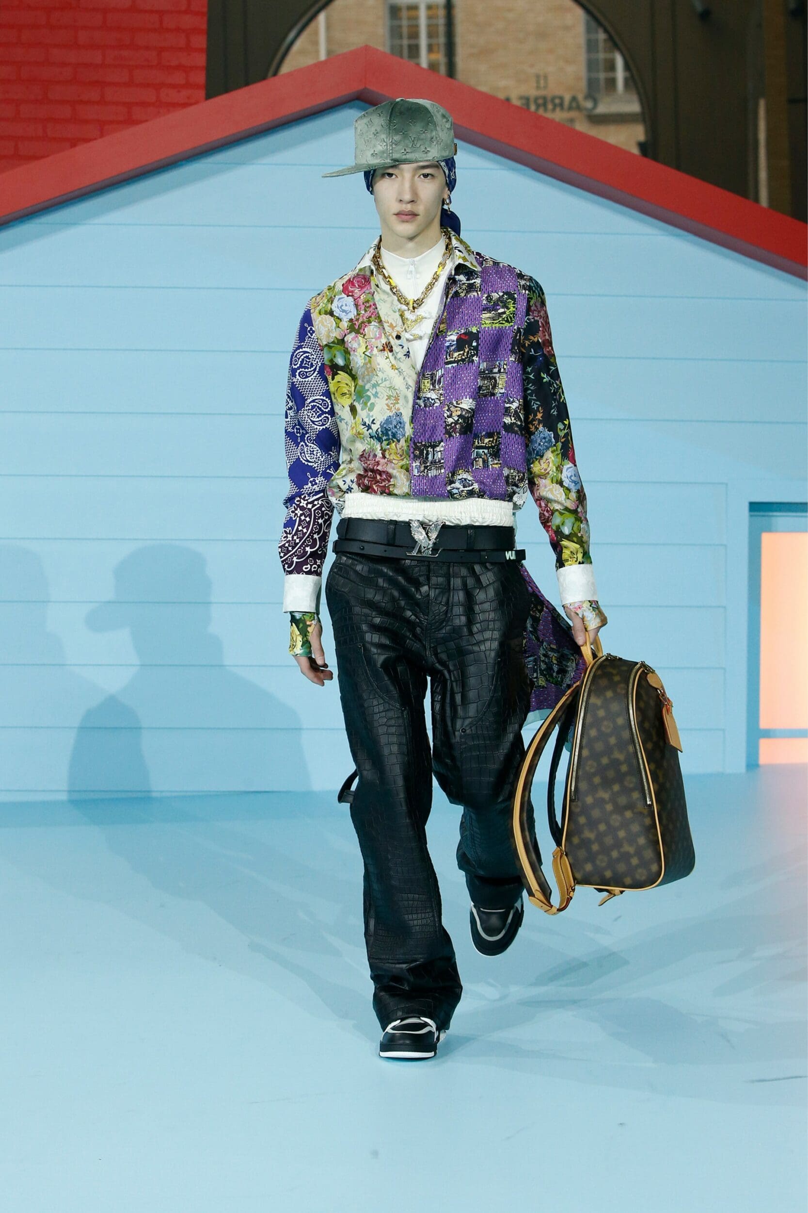 Louis Vuitton Outono Inverno 2022-2023 Virgil Abloh por RUNWAY MAGAZINE