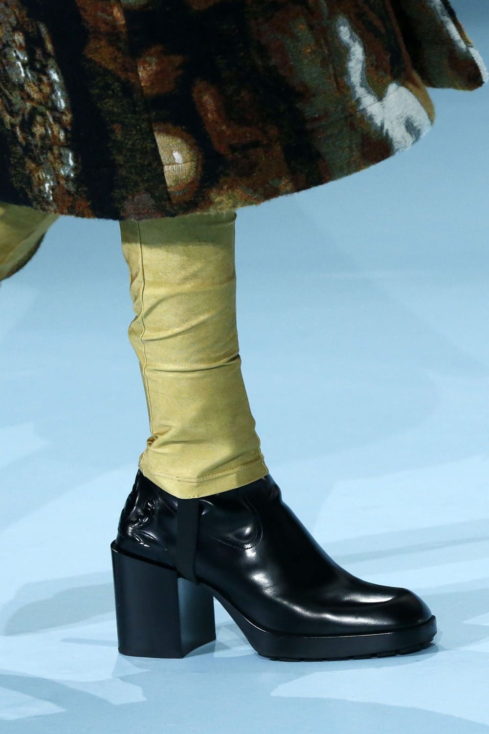 ルイヴィトン秋冬2022-2023アクセサリー RUNWAY マガジン
