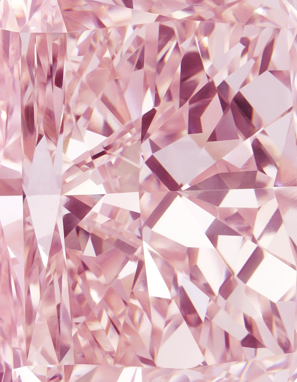 'Rose of Caroline' fancy intense pink diamond ©Eric Sauvage