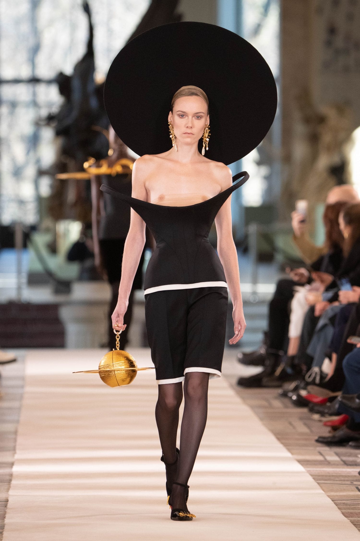 Schiaparelli Haute Couture Spring Summer 2022 by RUNWAY MAGAZINE