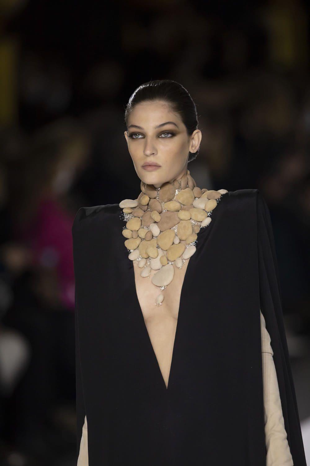 斯蒂芬·罗兰(Stephane Rolland)高级时装2022年春夏 RUNWAY 杂志