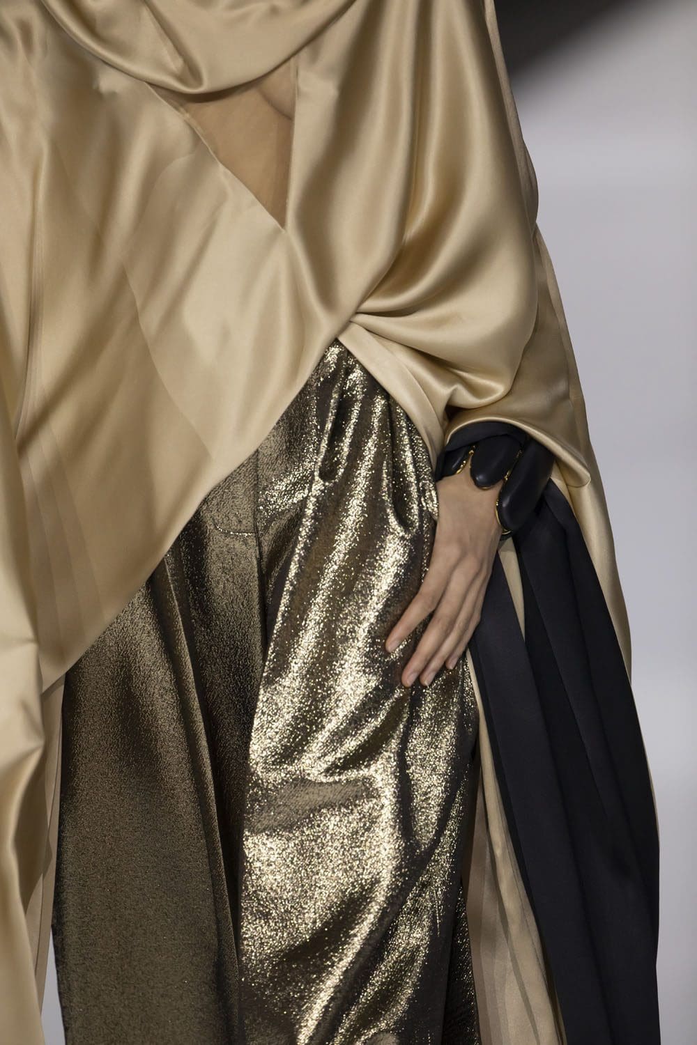 斯蒂芬·罗兰(Stephane Rolland)高级时装2022年春夏 RUNWAY 杂志