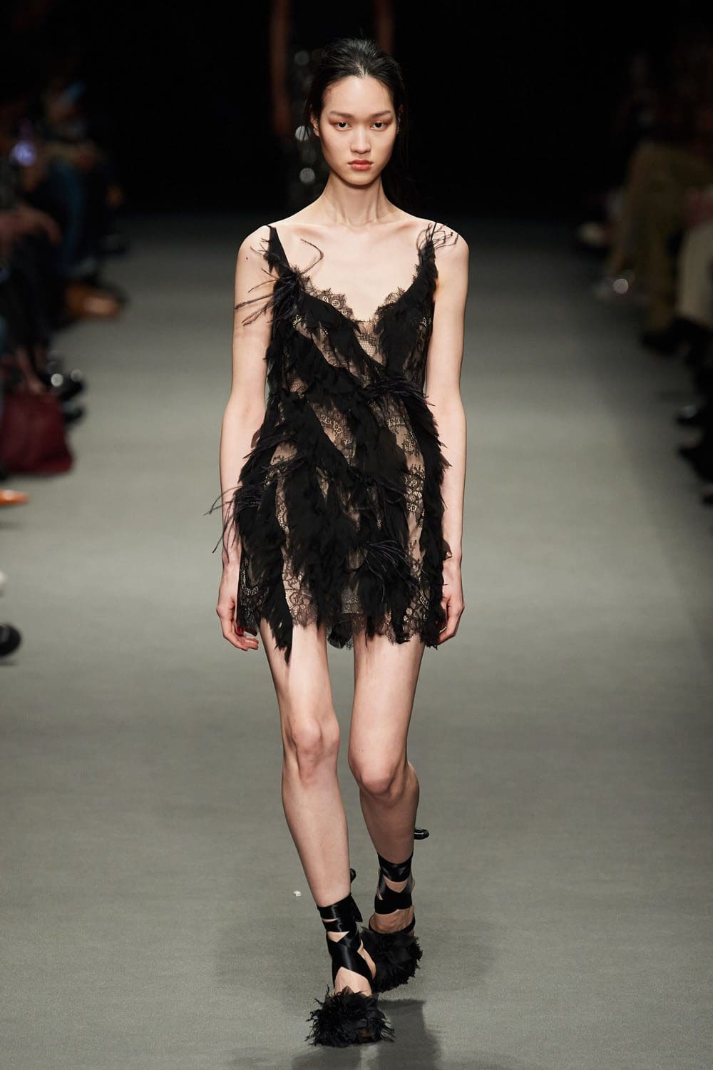 Alberta Ferretti Осень Зима 2022-2023 Милан Runway Журнал