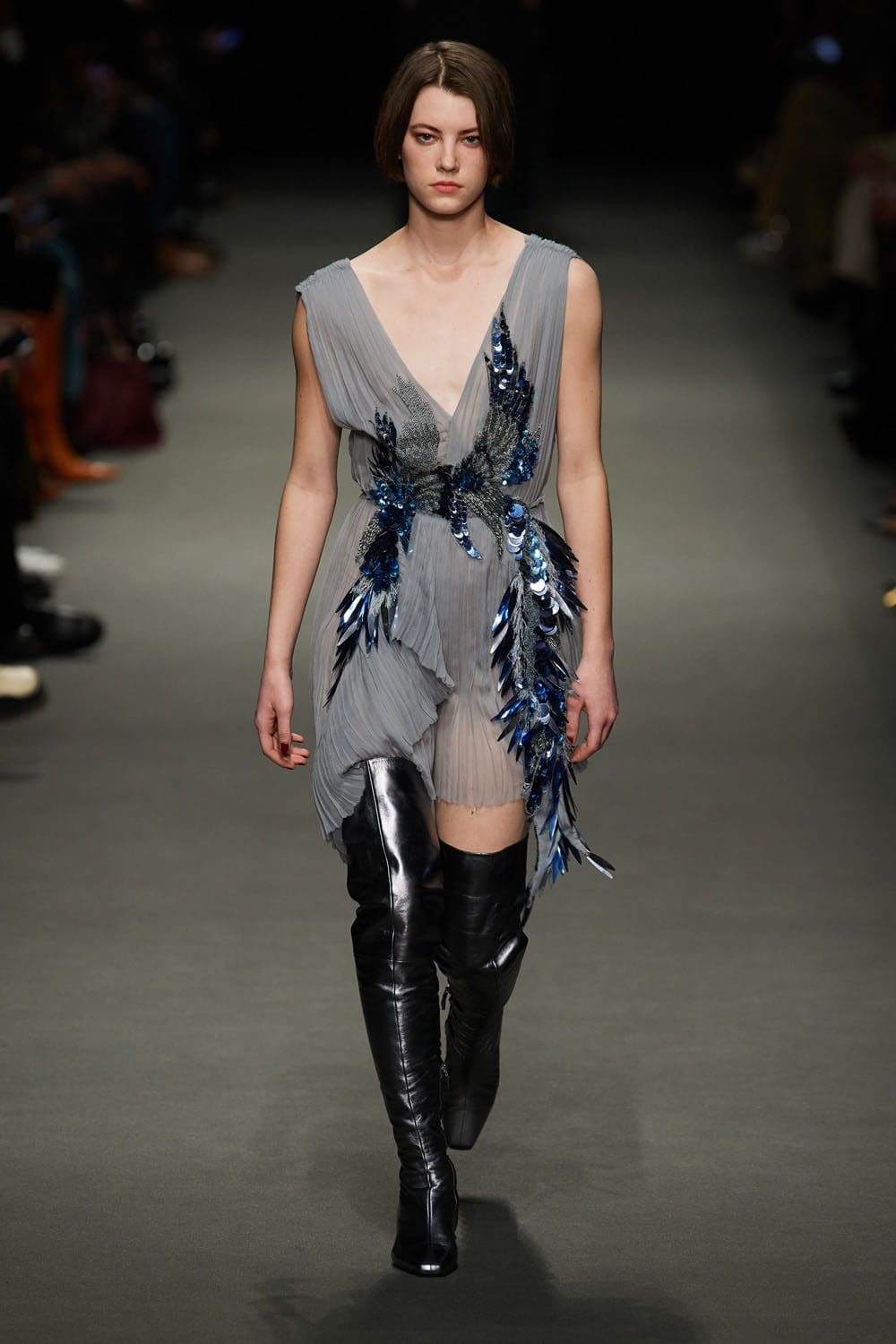 Alberta Ferretti Осень Зима 2022-2023 Милан Runway Журнал