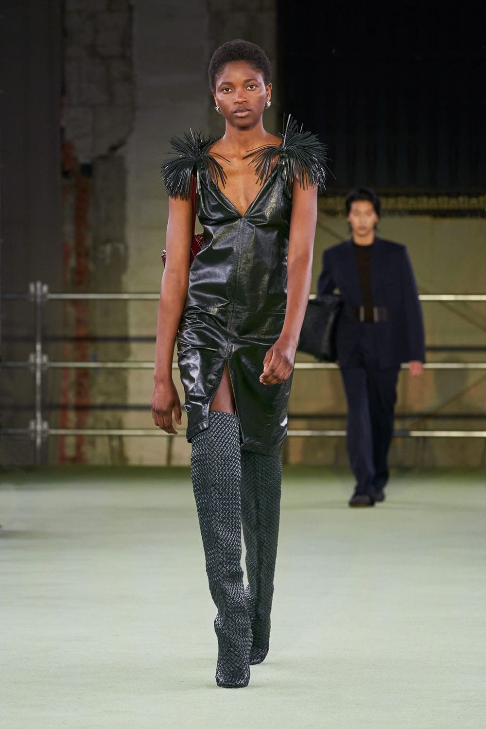 Bottega Veneta 2022-2023 秋冬米兰 Runway 杂志