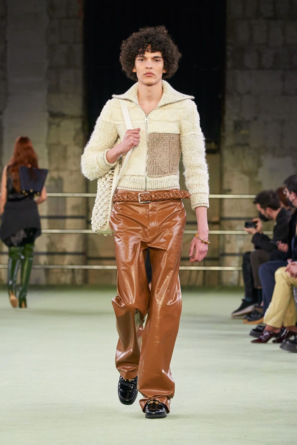 Bottega Veneta 2022-2023 秋冬米兰 Runway 杂志