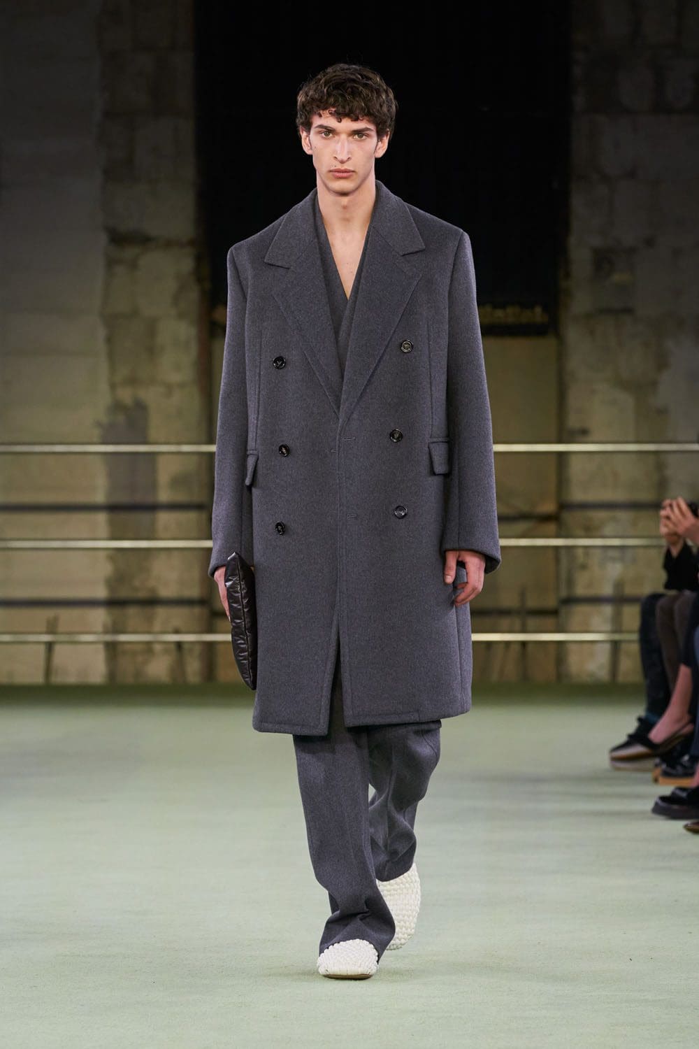 Bottega Veneta 2022-2023 秋冬米兰 Runway 杂志