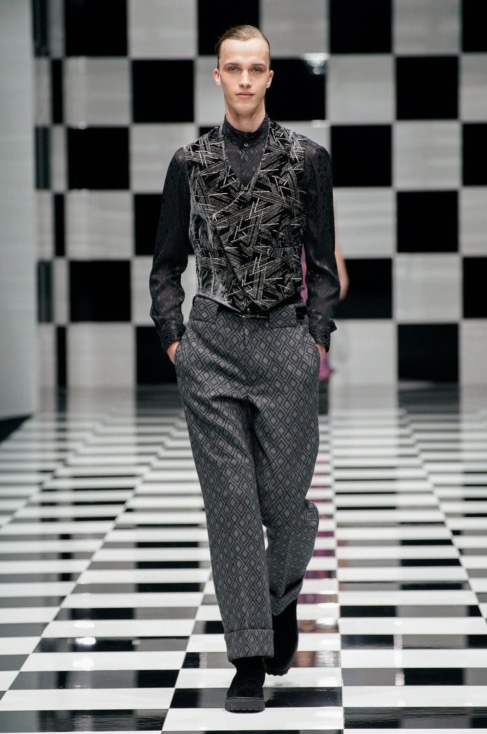 Emporio Armani Otoño Invierno 2022-2023 Milán Runway Revista