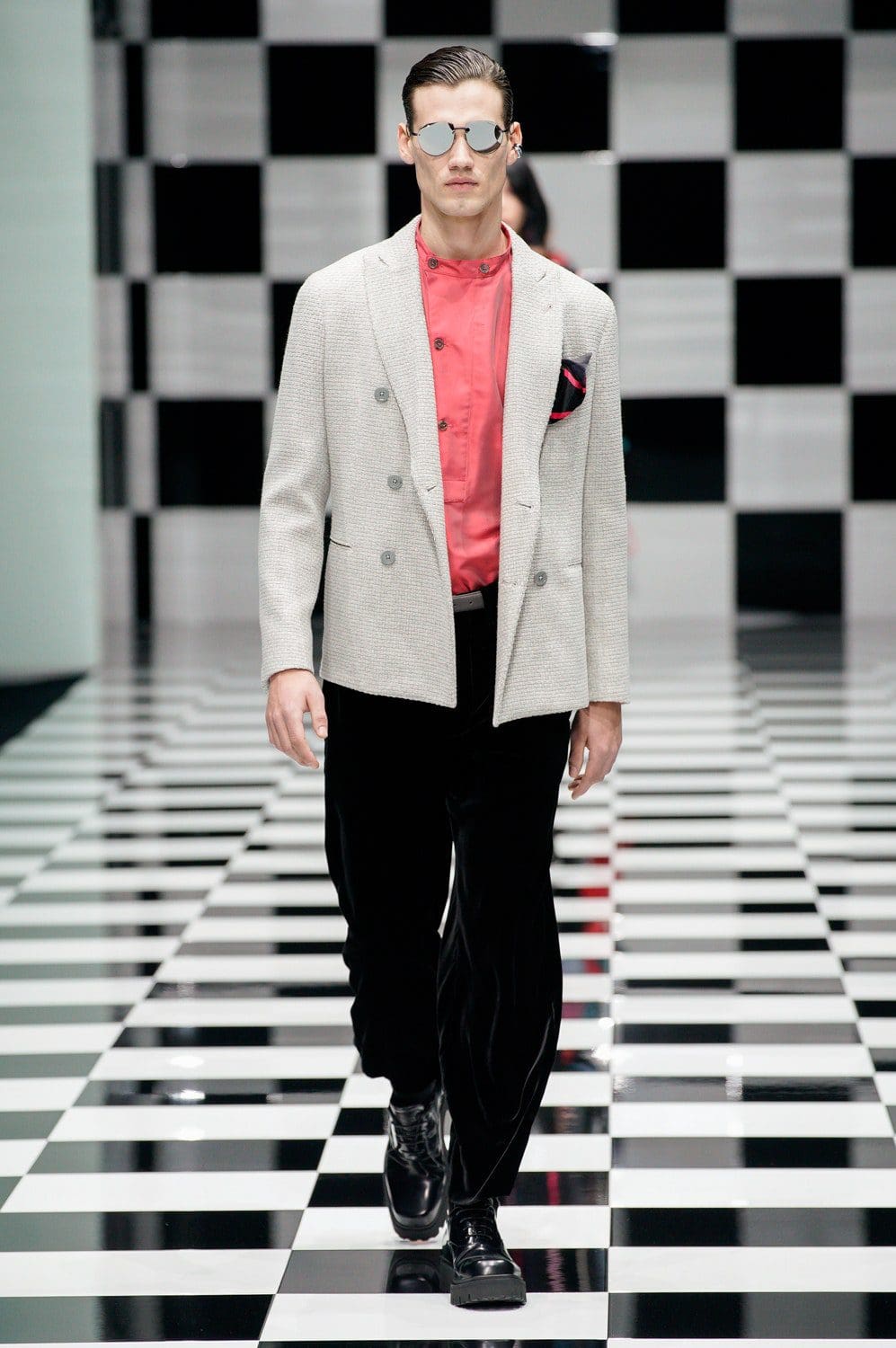Emporio Armani Otoño Invierno 2022-2023 Milán Runway Revista