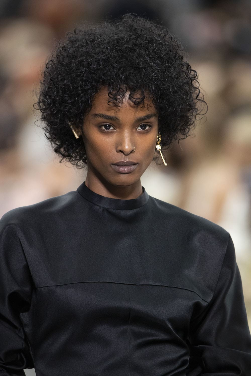 Fendi 2022-2023 秋冬特写细节配饰 Runway 杂志